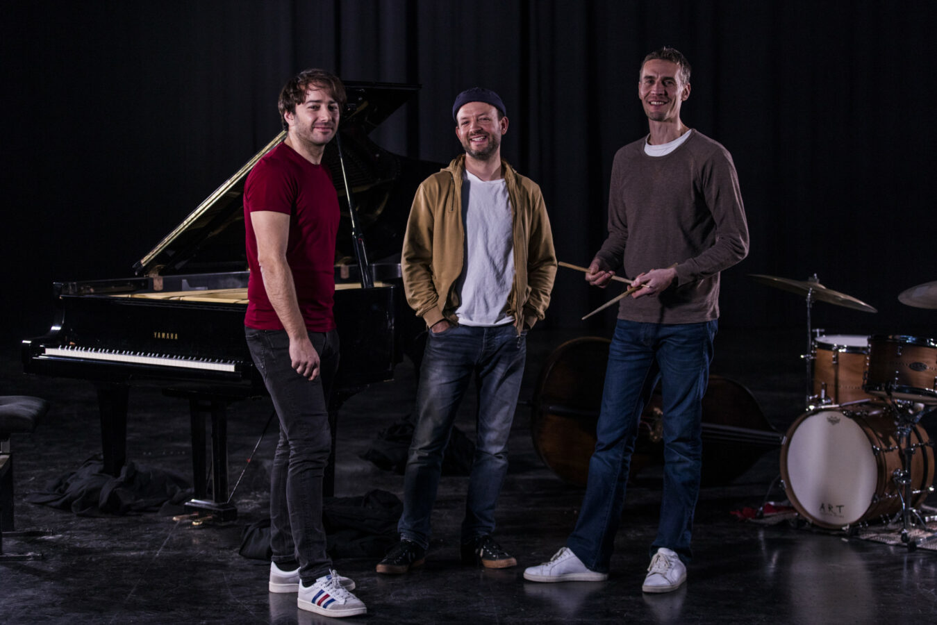 julien-bruneteau-trio-profil